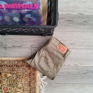 levis • 710 super skinny jeans • F